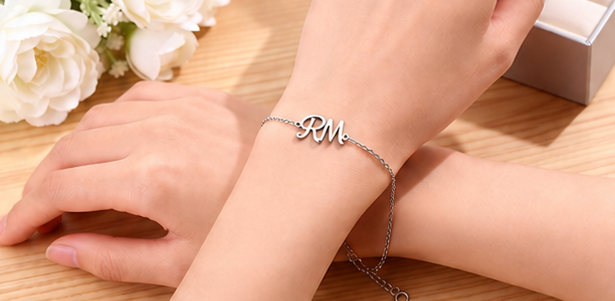 RM Bracelet bracelet on wrist